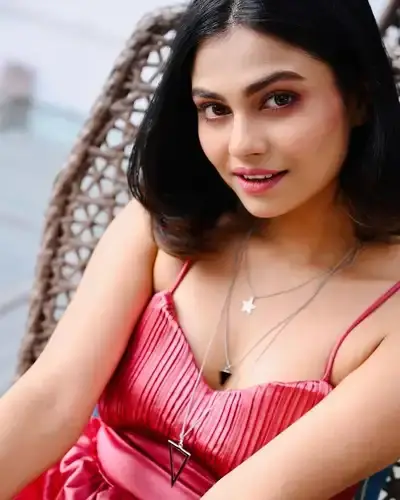 Escort Service Bhandara